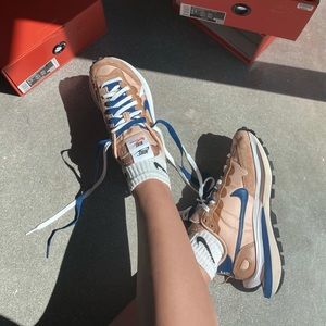 Nike Vaporwaffle Sacai Sesame